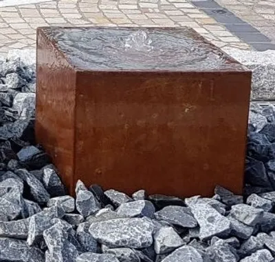 Produktbild von Brunnenquader 50/50/50 cm Roststahl Cortenstahl Gartenbrunnen Quader Würfel ohne Becken