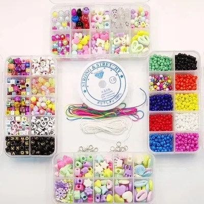 Produktbild von DIY Schmuck Bastelset Kinder Erwachsene 45 Teile Perlen Box Buchstaben Figuren Rocailles Armbänder Halsketten Freundschaftsbänder
