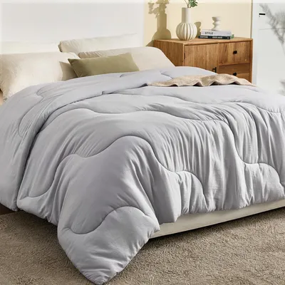 Image de Couverture de lit 200 x 200 cm, adaptée aux 4 saisons, 220 g/m², garnissage en microfibre, couleur gris foncé