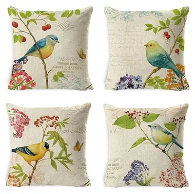 Produktbild von Set aus 4 Dekorativen Kissenbezügen 45x45 cm mit Blumen und Vögeln