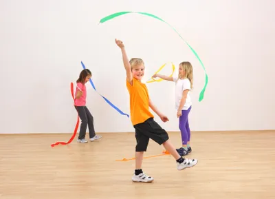 Produktbild von Betzold Rhythmikbänder in 5 Farben, 5 Stück, Länge: 1,60 m