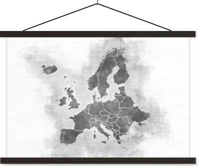 Produktbild von MuchoWow® Textilposter Karte von Europa - schwarz und weiß 60x40 cm mit schwarzem Rahmen - Hölzernes