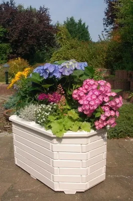 Produktbild von Pflanzkasten, Blumenkasten, Blumenkübel aus massivem Holz, für den Garten, (ohne Blumen)