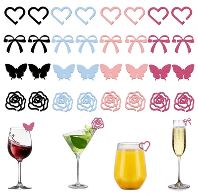 32 Acryl-Weinglasanhänger, 4 Designs, 4 Farben