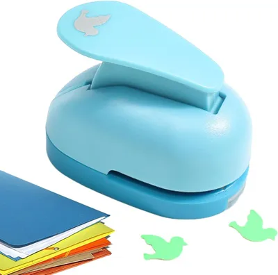 Productafbeelding van Papierperforator Cartoon - Ambachtelijke pons - Kaarten Maken - Vangt Restjes Op - 1.3-1.5 cm - Blauw