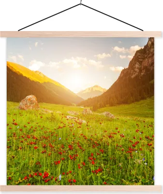 Produktbild von MuchoWow® Textilposter Blumen - Berg - Sonne 40x40 cm mit holzfarbenen Rahmen - Posterleiste
