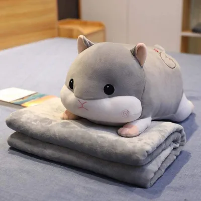 Produktbild von Nettes Hamster Plüschtier Schlafkissen mit Decke Bett Puppe Schwein Maus waschbar super weiches Kissen hochwertiges Geschenk für Kinder, Kuschelkissen (Grey hamster 40cm)