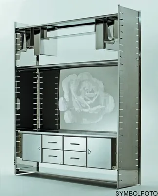 Graepel High Tech H2 Giant Regalsystem aus gebürstetem Edelstahl Graepel Hightech  H2 Giant Regal Edelstahl gebürstet