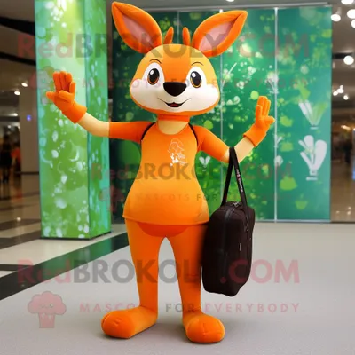 Produktbild von Oranger REDBROKOLY Reh Maskottchen Kostüm charakter bekleidet mit Yogahosen und Handtaschen