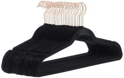 Produktbild von Amazon Basics Kleiderbügel aus Samt, 30 Stück, Schwarz/Roségold