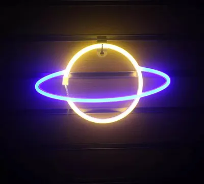 Produktbild von NEON LED Licht, dekorative USB Batterie Leuchte, Planet warmes Licht blau, ca. 30 x 17,5 cm
