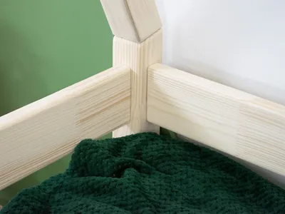 Obrázok produktu pre Benlemi Detská drevená posteľ NAKANA v tvare teepee s bočnicou 90x190 cm Prírodný Imitácia bez laku