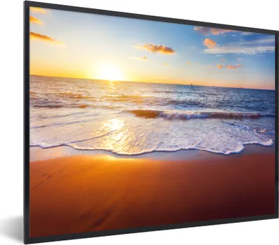 Produktbild von MuchoWow® Gerahmtes Poster Strand - Meer - Sonne - Horizont 80x60 cm - Poster mit Schwarzem Bilderrahmen Wandposter Rahmen Foto Bilder - Schwarzem - Mit Gestell