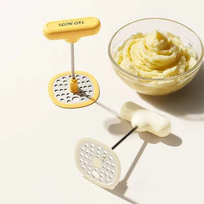 Immagine prodotto di Set di due schiaccia-verdure - Robusti utensili da cucina in acciaio inossidabile | Schiaccia-fagioli e tritatutto, per verdure, carne, insalata, frutta e purea di zucca