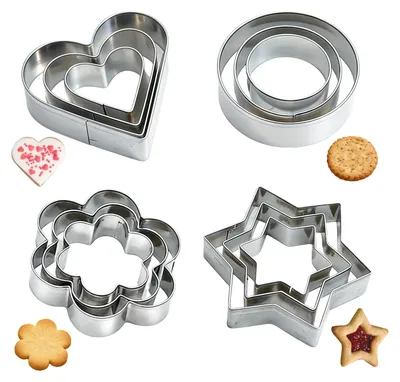 Productafbeelding van Een set van 12 koekvormen van roestvrij staal, met sterrenvormen, ideaal voor het bakken. Duurzaam en vaatwasmachinebestendig, geschikt voor koekjes en fondant.