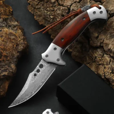 Obrázok produktu pre Skrátený nôž, 67 vrstiev ocele VG10, japonská drevená rukoväť, 9 cm, farba hnedá, nož jednoručný, darčeková krabička