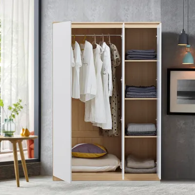 Produktbild von Kleiderschrank ’Bastheim’ mit 3 Türen, 1 Stange, 4 Fächern Eichenoptik / Weiß