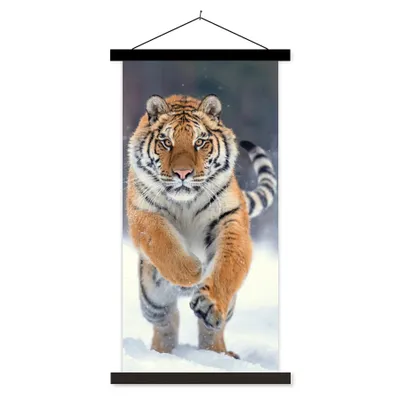 Produktbild von MuchoWow® Textilposter Tiger - Landschaft - Schnee - Tiere 60x120 cm mit schwarzem Rahmen - Magnete