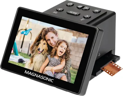 Imagen del producto de Escáner de película todo en uno de 25 MP con una pantalla grande de 5" y conexión HDMI, que convierte películas de 35 mm, 126, 110 y Super 8, así como diapositivas de 135, 126 y 110, en fotografías digitales. Incorpora un