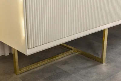 Zdjęcie produktu dla Złoty kredens do salonu Luksusowa drewniana komoda Designerski kredens