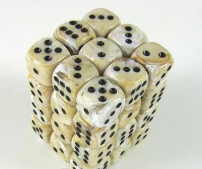 Obrázok produktu pre Sada kociek Chessex mramor slonová kosť/čierna D6 12 mm (36 kusov)