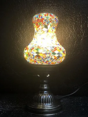 Produktbild von Handgemachte Stimmungslampe in warmen Farben Birnenförmige Tischlampe türkische Mosaiklampe Orientalische Schreibtischlampe