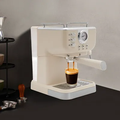 Image de Machine à espresso, Machine à espresso avec mousseur à lait, Machine à café espresso compacte