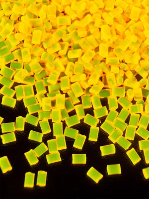 Produktbild von 100g PSYWORK Schwarzlicht Acrylglas-Granulat Orange