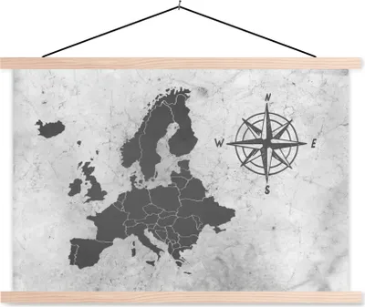Produktbild von MuchoWow® Textilposter Vintage-Europakarte mit großer Kompassrose - schwarz und weiß 60x40 cm mit holzfarbenen Rahmen - Bilder