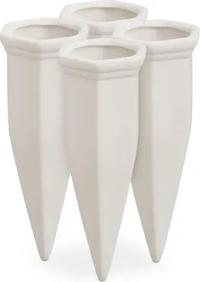 Image de 4 arrosoirs