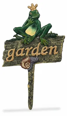 Image de Piquet de jardin Relaxdays en fonte, étiquette avec inscription « garden », avec un prince grenouille et un escargot, H x l 27,5 x 15,5 cm, multicolore