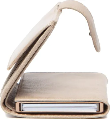 Imagen del producto de The Chesterfield Brand Cuero estuche de tarjetas Portland Card Holder Cream White beige