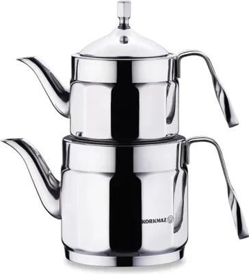 Produktbild von Korkmaz Midi Teekanne im Nostalgischen Design aus 18/10-Edelstahl - 0,9L/1,6L