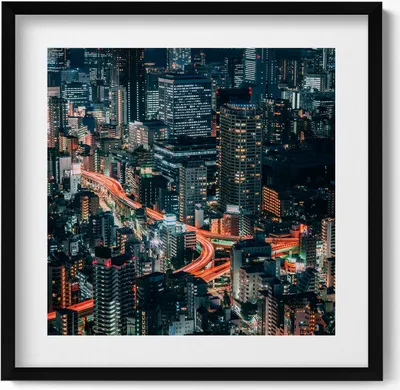 Produktbild von Stadt bei Nacht aus der Vogelperspektive– Wandbild mit Rahmen – Gerahmtes Bild  – Wanddekoration – 50x50 cm –  Schwarz Rahmen
