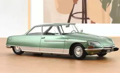 Produktbild von NOREV 1:18 Citroën DS 21 Le Léman 1968 - green met. 181750