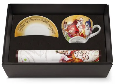 Produktbild von Egan DISNEY THE SEVEN DWARFS Set aus Cappuccinotasse und Tischset