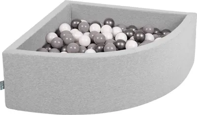 Obrázok produktu pre KiddyMoon 90x30cm/300 loptičiek ∅ 7cm Trojuholník Detské penové loptičky  vyrobené v EÚ, Svetlo sivá: Biela/Sivá/Strieborná