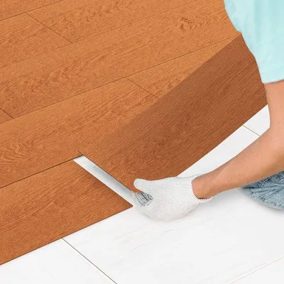 Image de Sol stratifié en PVC autocollant (21 pièces, 3 m²), imperméable et sans joint, pour la cuisine, le salon et le balcon, brun chaud