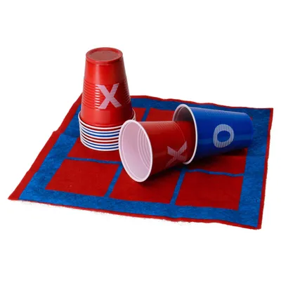 Produktbild von Tic Tac Toe Trinkspiel mit Spielfeld und 10 Bechern