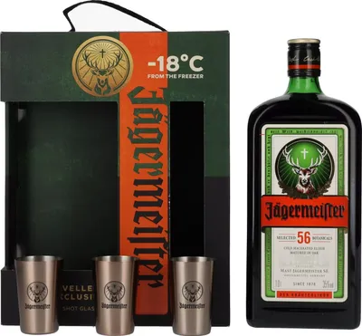 Produktbild von Jägermeister TRAVELLERS' EXCLUSIVE 35% Vol. 1l in Geschenkbox mit 3 Metal Shot Cups