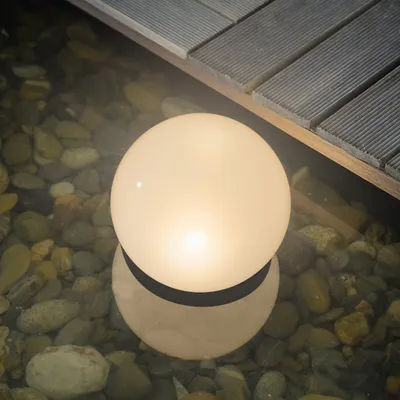 Produktbild von esotec Solar Schwimmkugel FLOAT, Fernbedienung, ⌀20cm, Farbwechsel, IP68, 102621