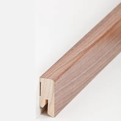 Produktbild von Fußleisten / Sockelleisten "Halle" (Echtholzfurnier / 16.40.23) - Nussbaum lackiert