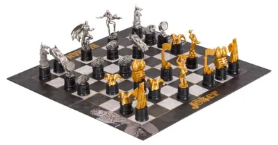 Produktbild von DC Comics Schachspiel Batman vs. The Joker 47 cm