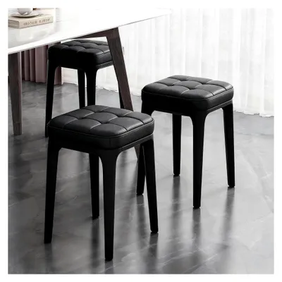 Produktbild von 2er Set Esszimmerhocker, Holzhocker mit rutschfester Matte, stapelbare Hocker für Klassenzimmer, Küche, Essbereich oder Home-Pub (Schwarz 9)