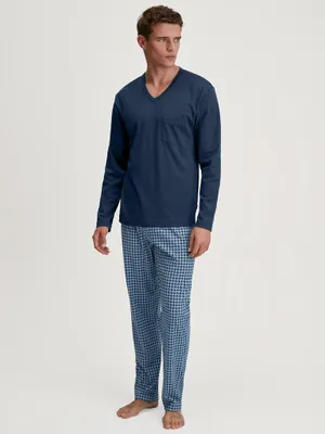 Produktbild von Calida Herren Pyjama Set, langärmliges Oberteil & lange Hose, V-Ausschnitt, Brusttasche, blau gemustert