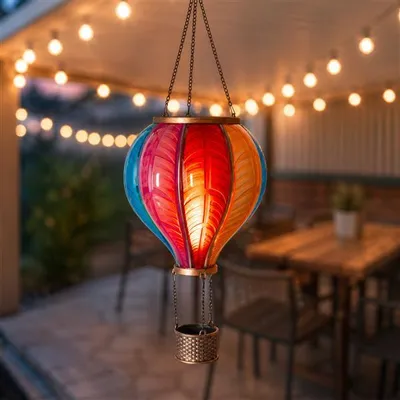 Produktbild von LED Solar Heißluftballon mit Flammeneffekt Beleuchtung | Laterne mit 12 warm-weißen Licher | Solarleuchte zum Aufhängen | inkl. Metallkette | ca. Ø 10,8 cm | Gesamthöhe ca. 38 cm (S - Regenbogenfarben)