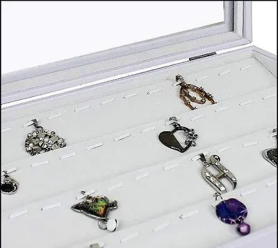 Produktbild von Schmuckkasten Schmucklade Schaukasten Schmuckdisplay für Anhänger Piercring Ring mit Glasdeckel weiss