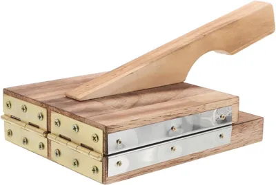 Produktbild von Manuelle Teigpresse aus Edelstahl für Knödel und Teigtaschen