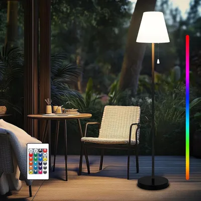 Produktbild von Solar Stehlampe Outdoor Stehlampe für Außen Garten, Kabellose Stehleuchte mit Lichtsensor, USB Aufladbar, RGB, für Terrassen Balkon Party Deko
