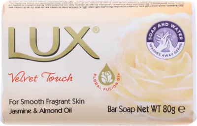 Immagine prodotto di Lux Velvet Touch saponetta delicatamente profumata al gelsomino e nutriente con olio di mandorle 80g